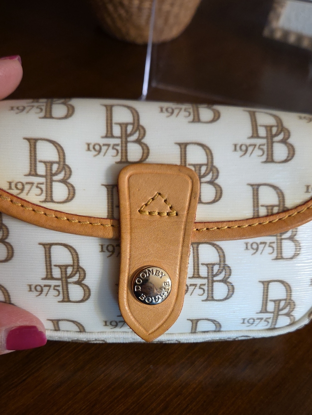 Dooney & Bourke 1975 Vintage Signature Logo Flap Wristlet - Picture 10 of 14
